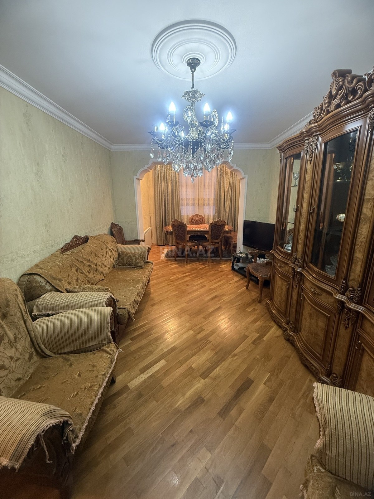 3 otaqlı Köhnə tikili, Həzi Aslanov m., Bakı