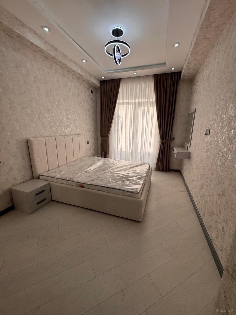 2 otaqlı Köhnə tikili, Bakıxanov q., Bakı