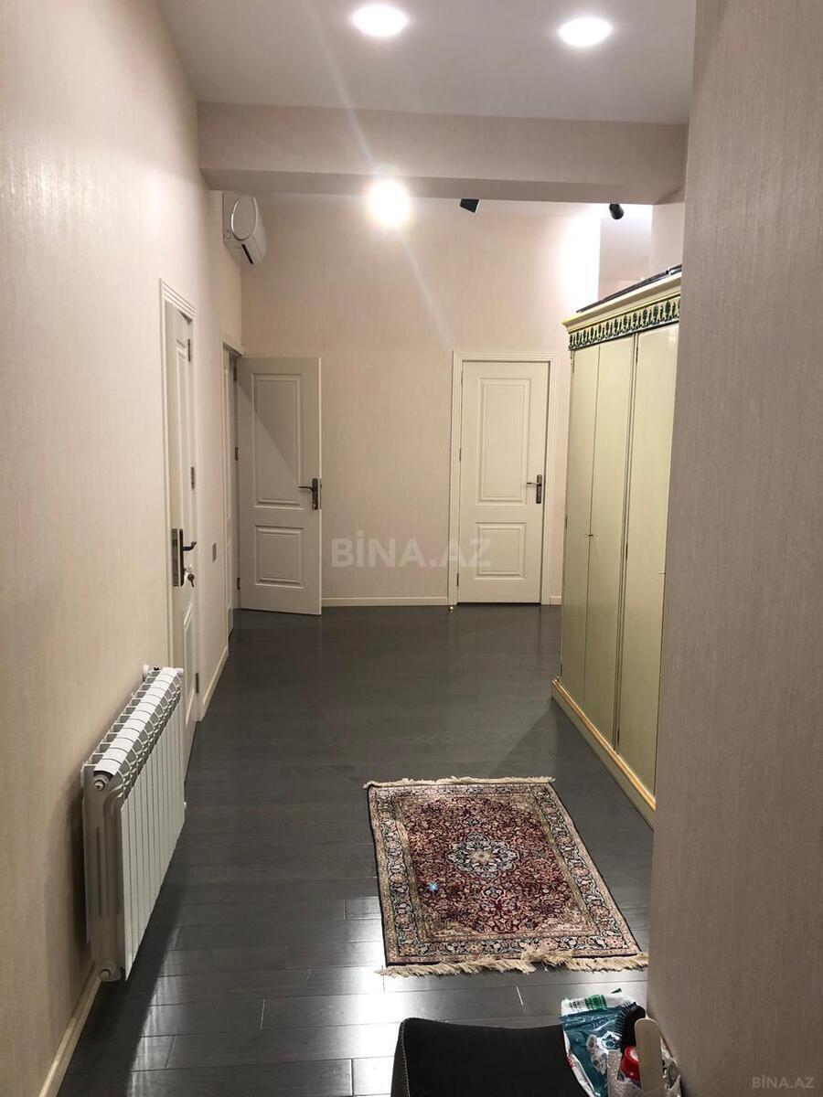 4 otaqlı Yeni tikili, Nizami m., Bakı