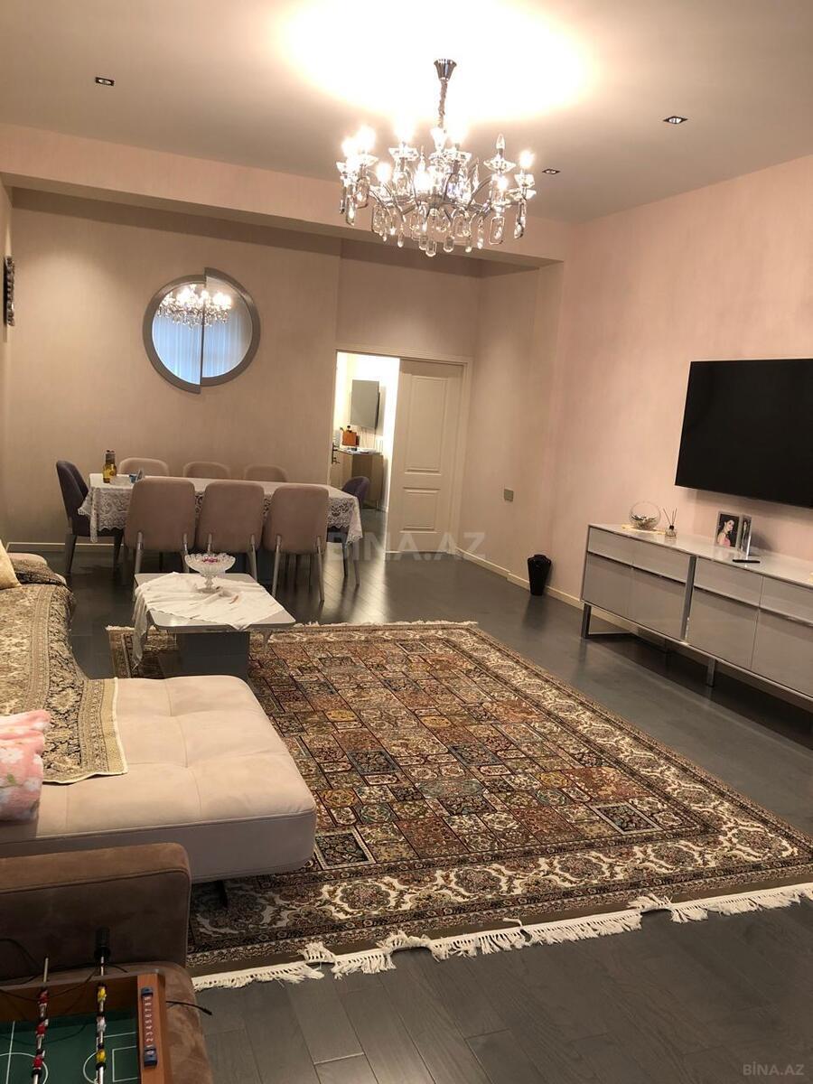 4 otaqlı Yeni tikili, Nizami m., Bakı