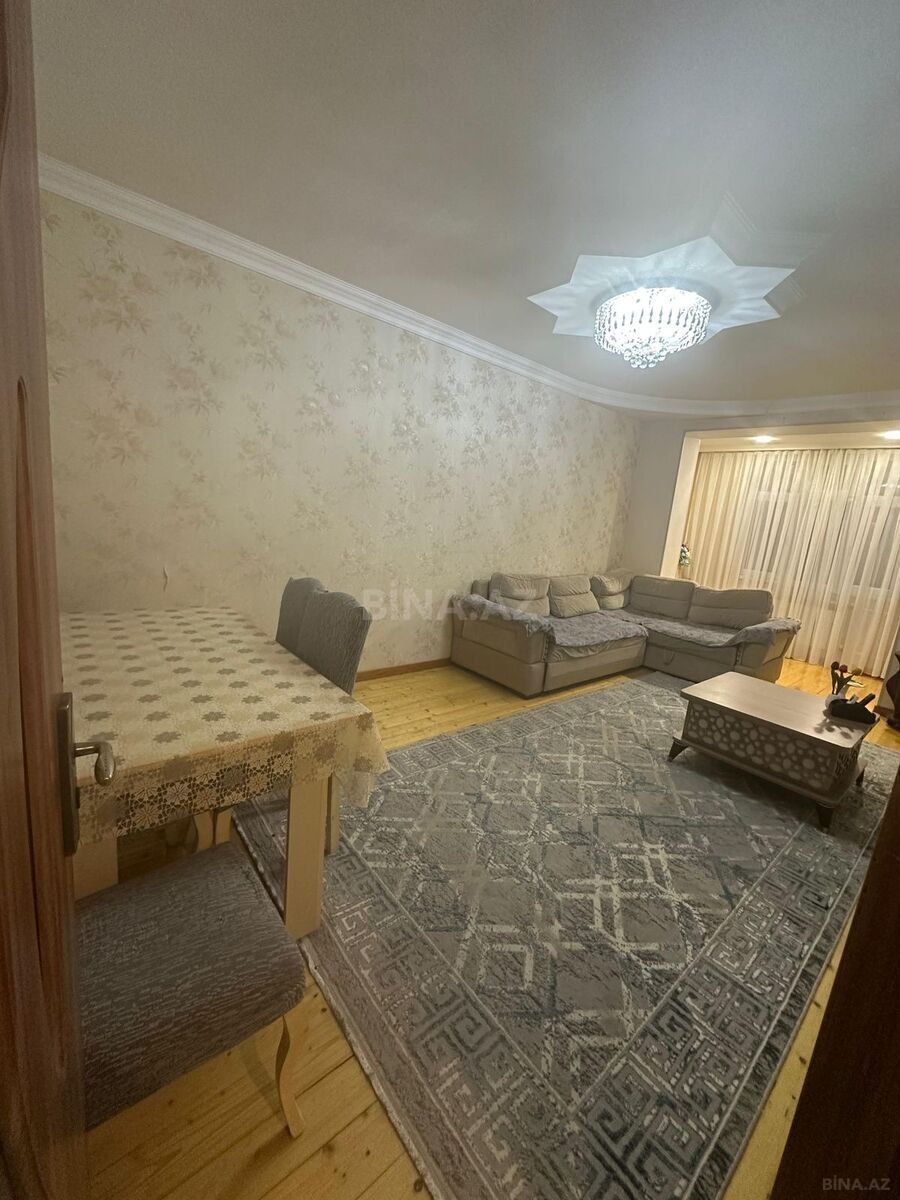 4 otaqlı Köhnə tikili, Əhmədli q., Bakı