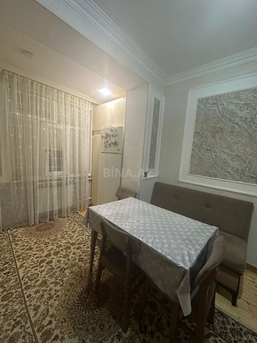 4 otaqlı Köhnə tikili, Əhmədli q., Bakı
