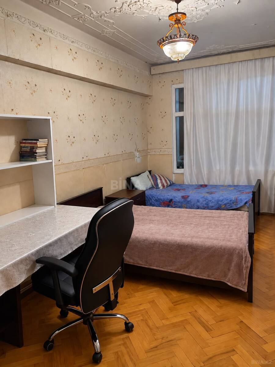 3 otaqlı Köhnə tikili, Nəsimi r., Bakı