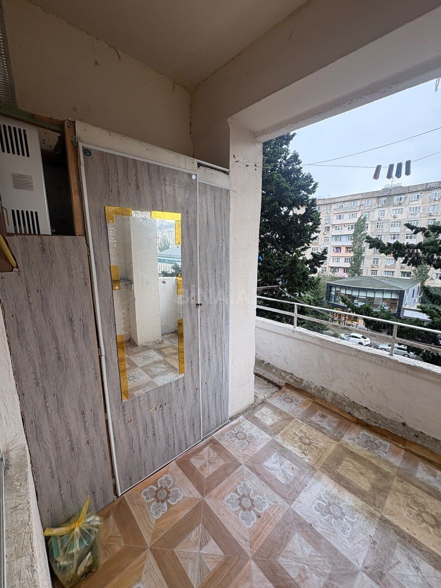 2 otaqlı Köhnə tikili, Əhmədli m., Bakı