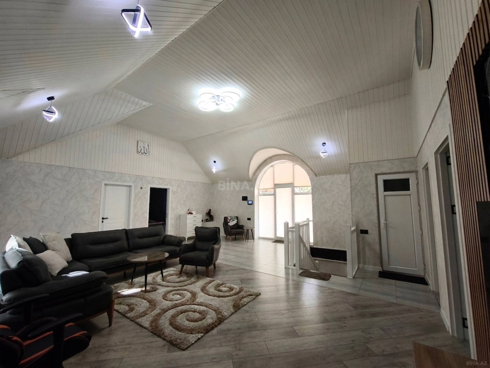 8 otaqlı Həyət evi/Bağ evi, Azadlıq Prospekti m., Bakı