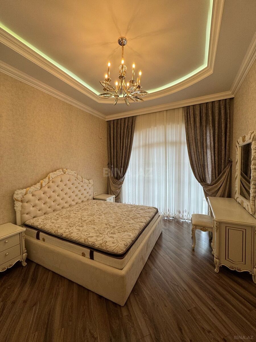 7 otaqlı Həyət evi/Bağ evi, Mərdəkan q., Bakı