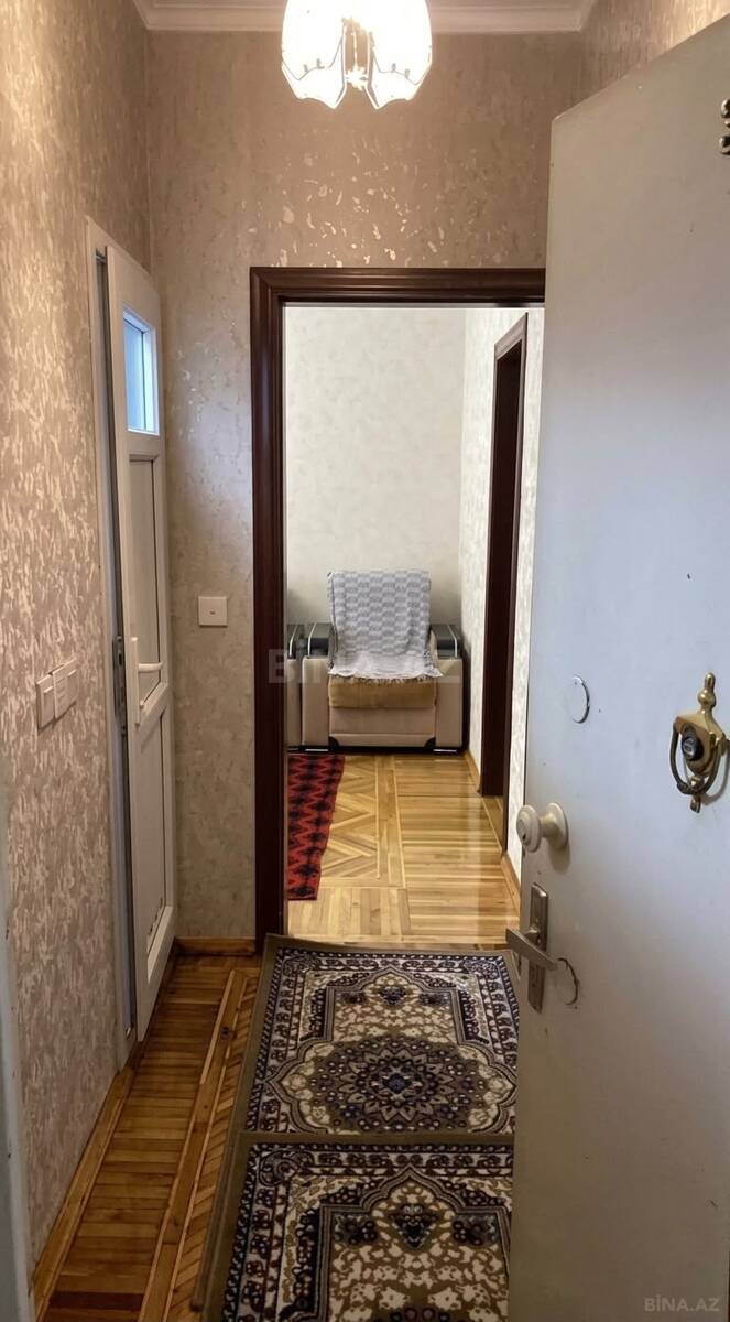 2 otaqlı Köhnə tikili, Memar Əcəmi m., Bakı
