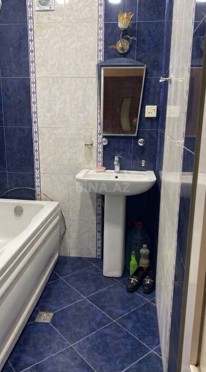 2 otaqlı Köhnə tikili, Memar Əcəmi m., Bakı