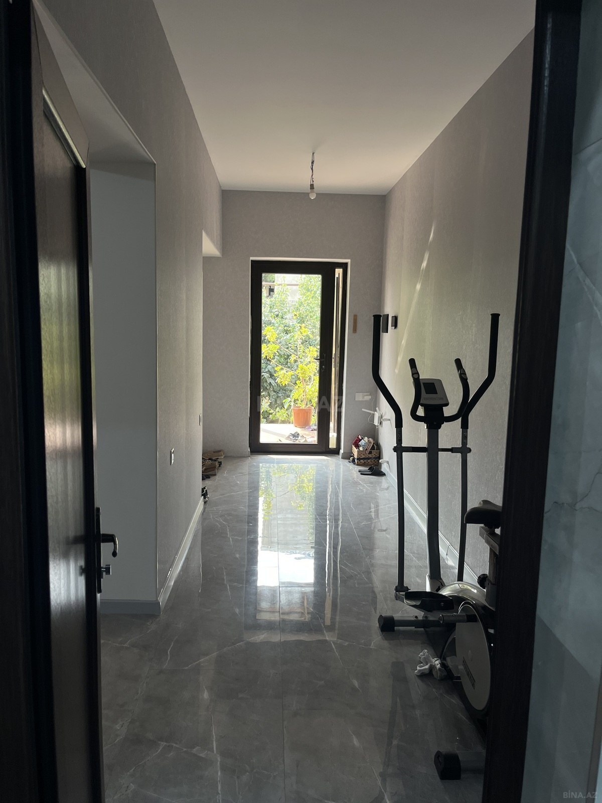 5 otaqlı Həyət evi/Bağ evi, Şüvəlan q., Bakı