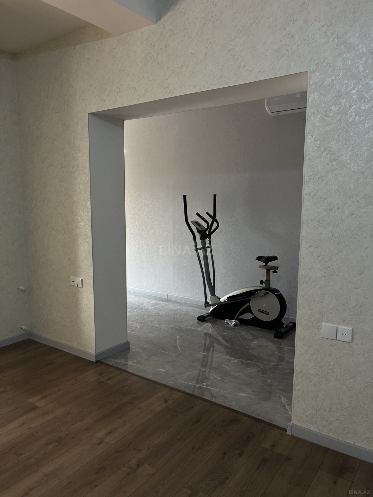 5 otaqlı Həyət evi/Bağ evi, Şüvəlan q., Bakı