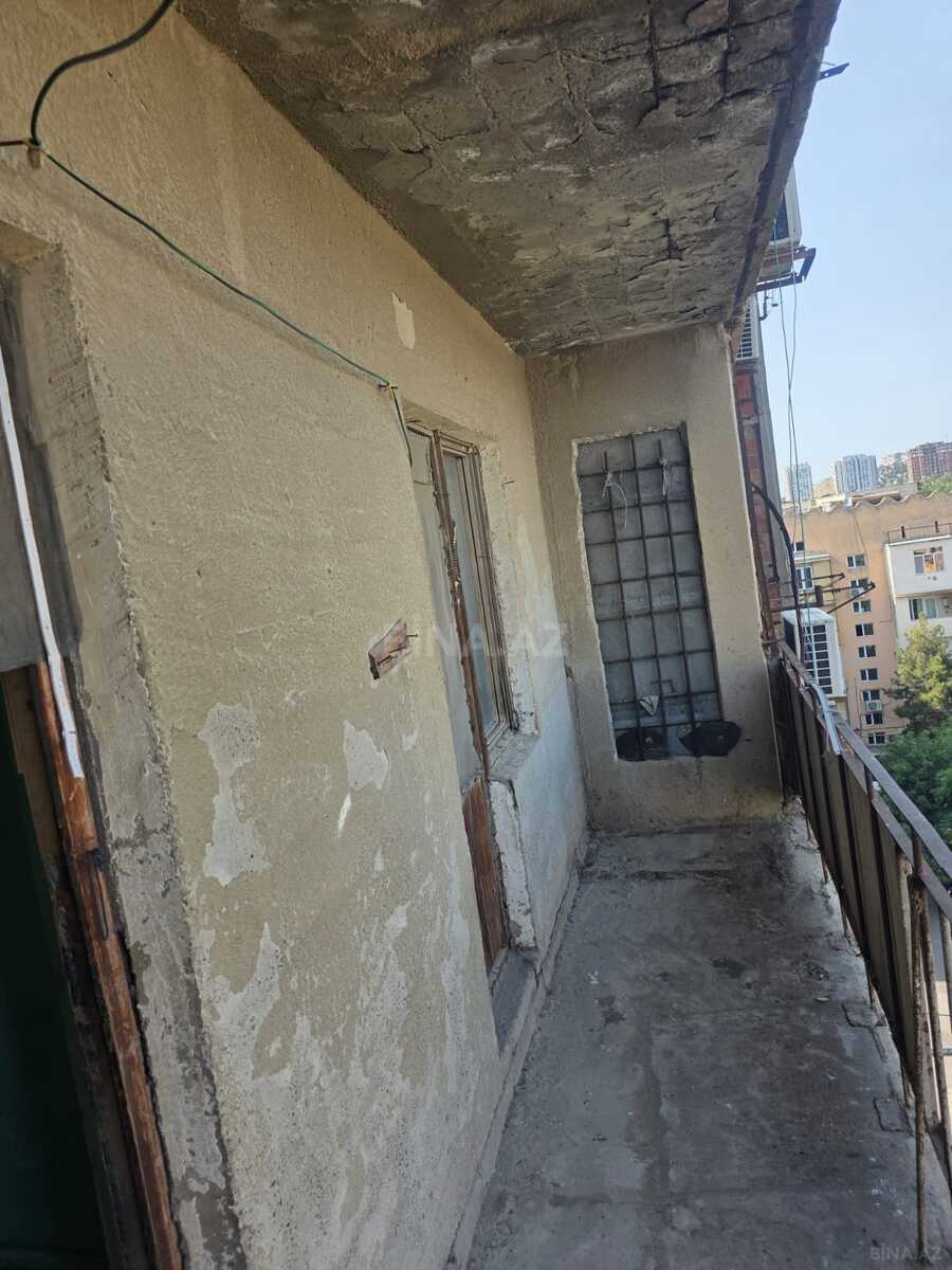 4 otaqlı Köhnə tikili, Qaraçuxur q., Bakı