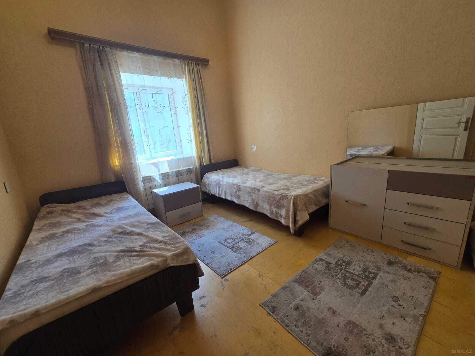 3 otaqlı Köhnə tikili, Sahil m., Bakı
