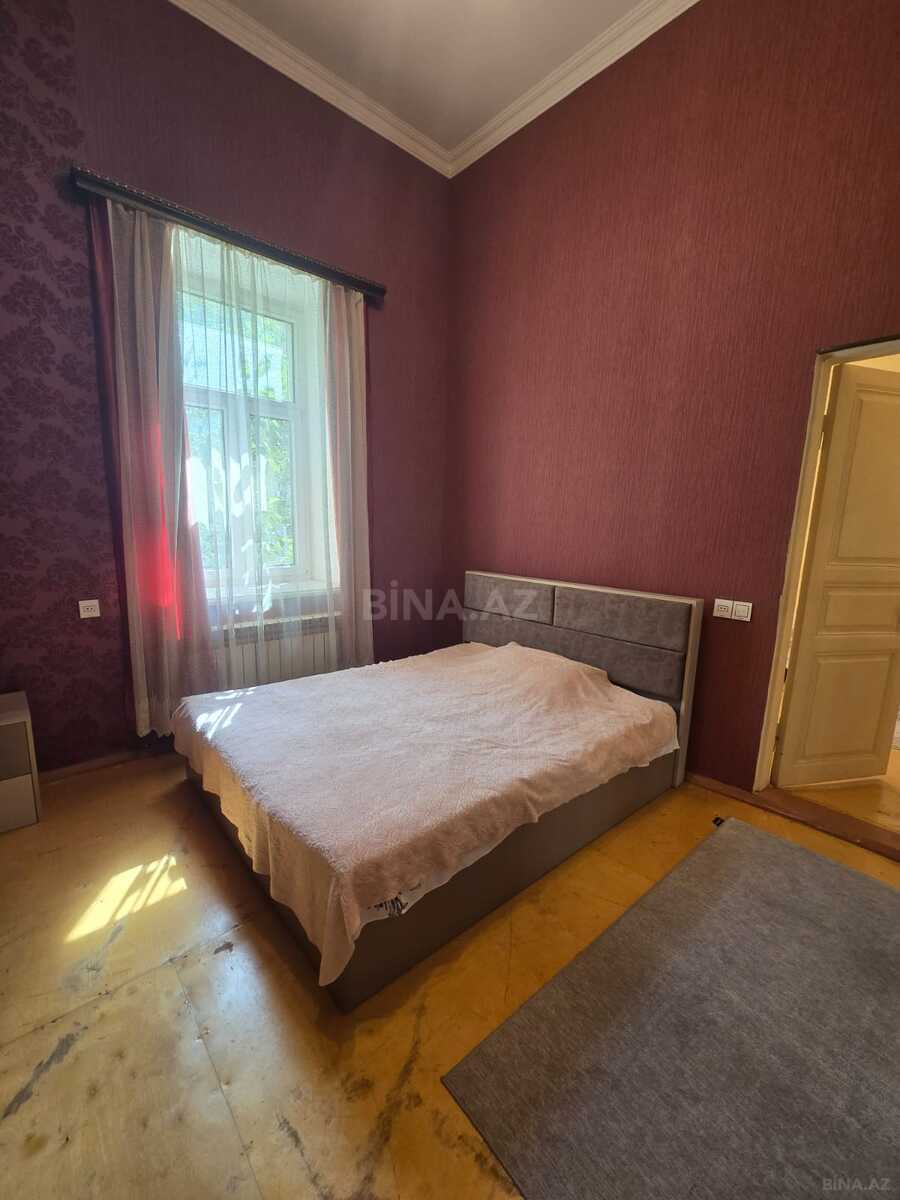 3 otaqlı Köhnə tikili, Sahil m., Bakı