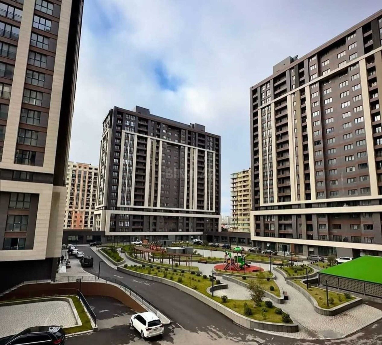 2 otaqlı Yeni tikili, Şah İsmayıl Xətai m., Bakı