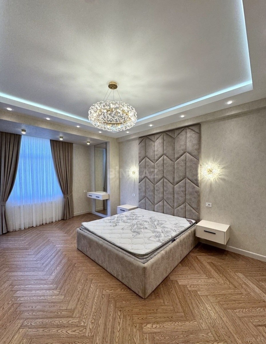 4 otaqlı Yeni tikili, Elmlər Akademiyası m., Bakı
