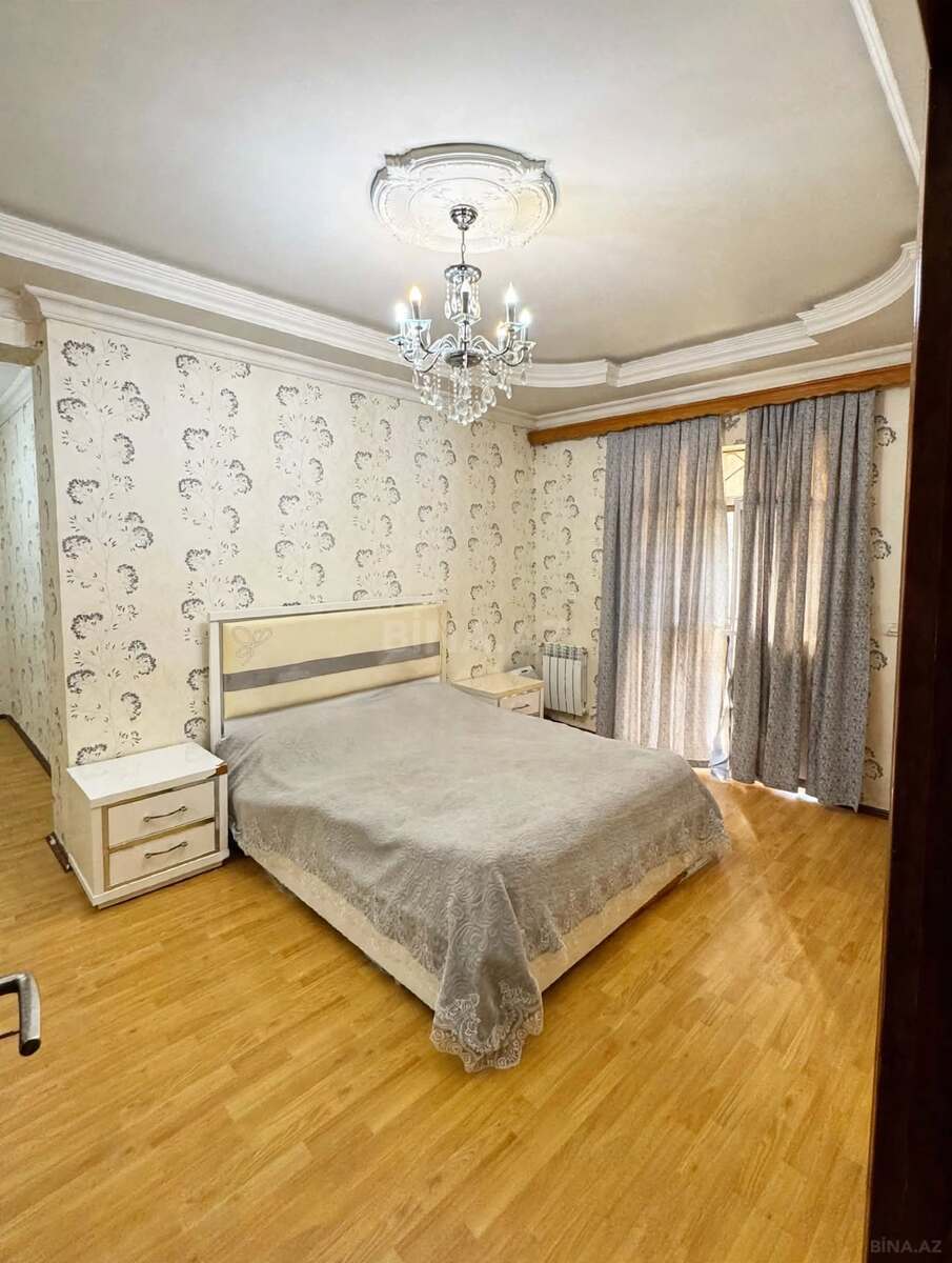 3 otaqlı Köhnə tikili, Neftçilər m., Bakı