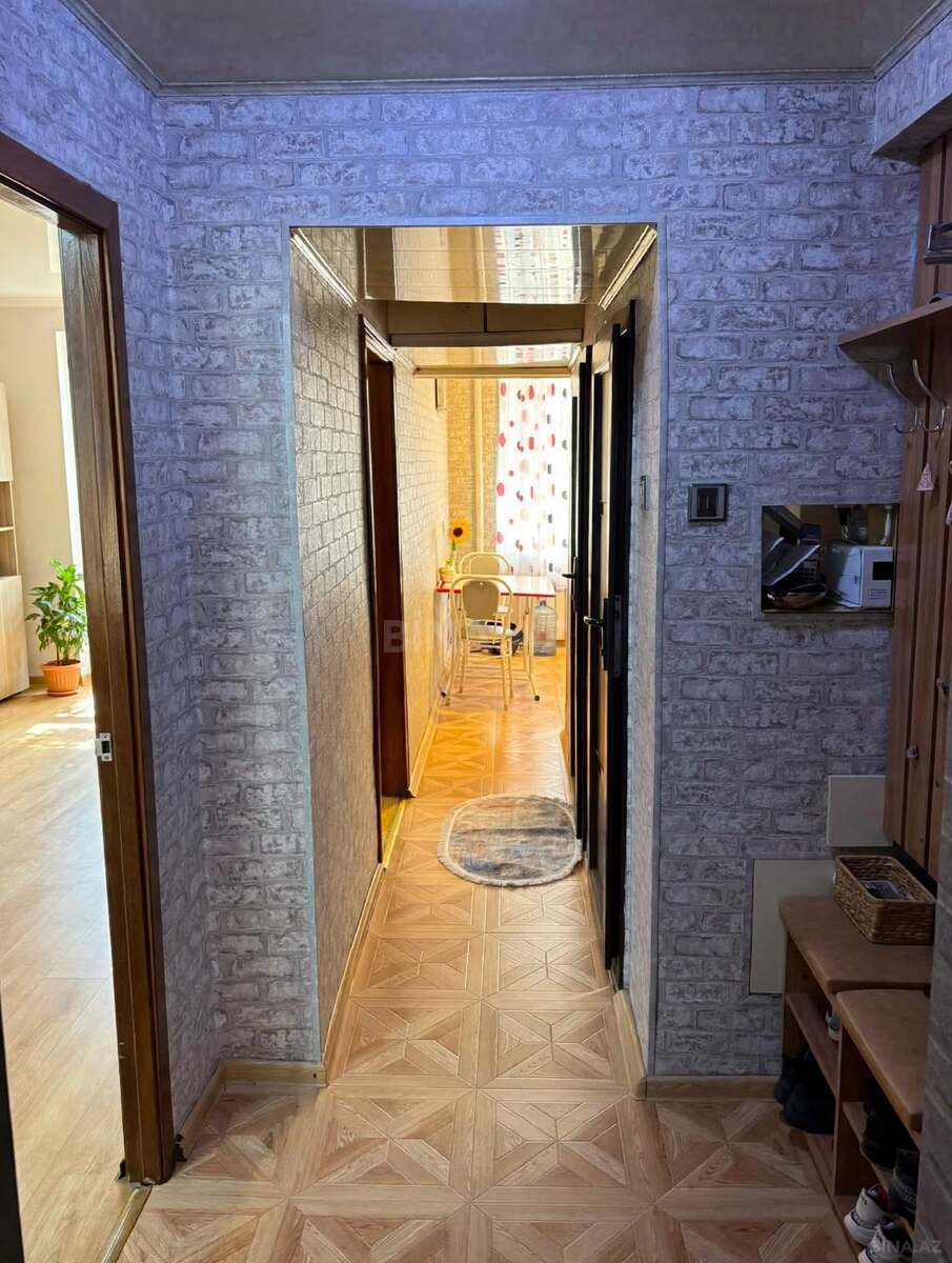 3 otaqlı Köhnə tikili, Neftçilər m., Bakı