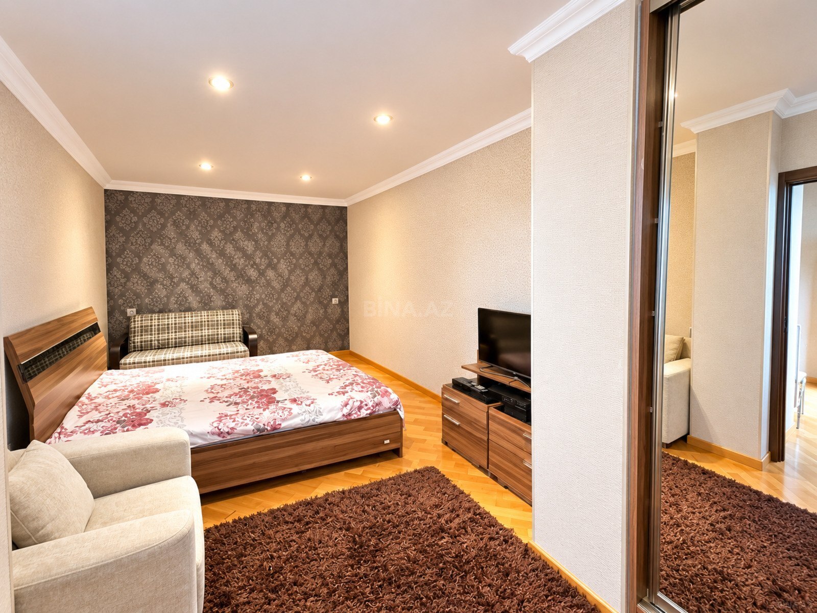 2 otaqlı mənzil satılır, Bakıxanov, Bakı