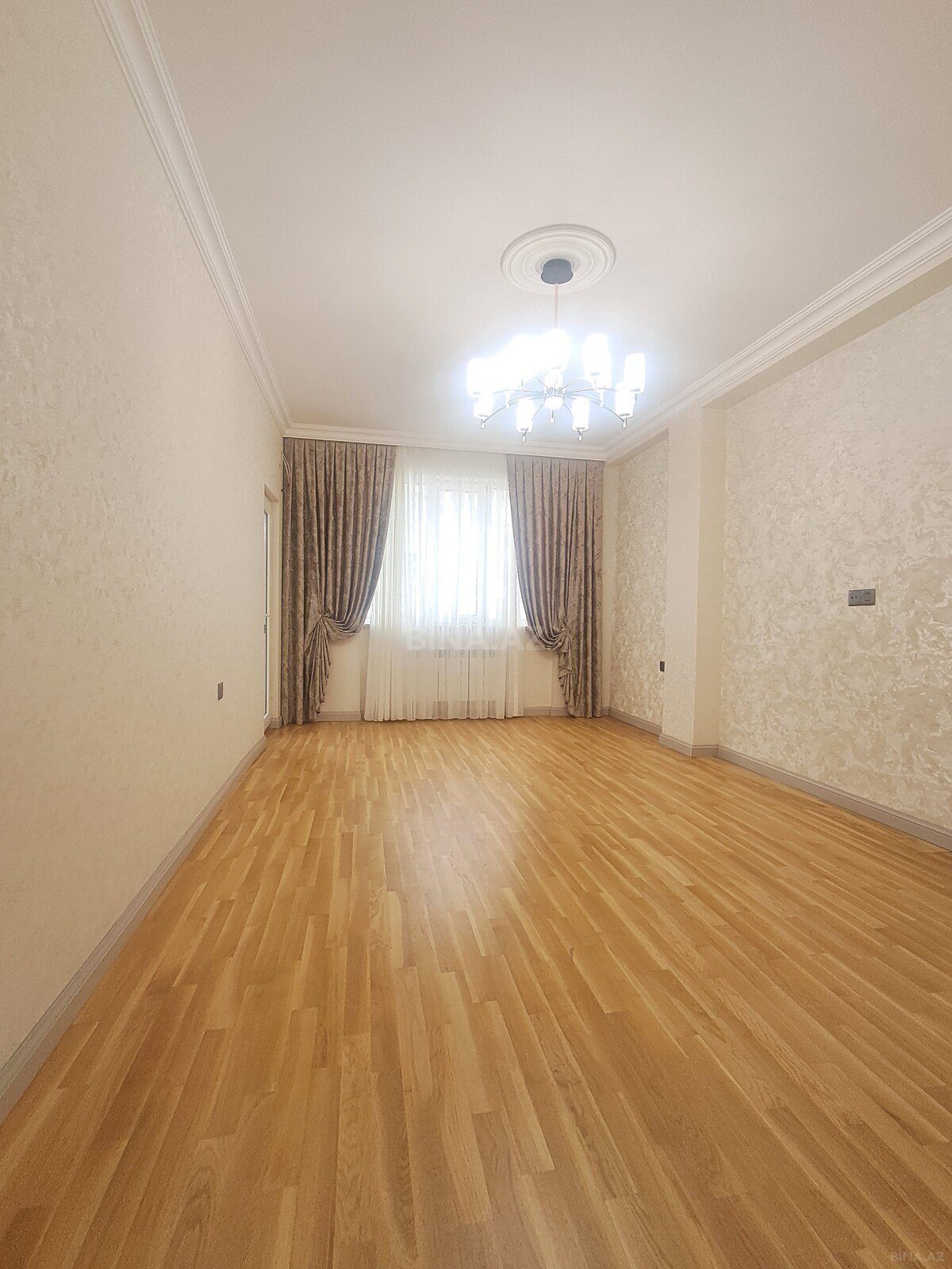 2 otaqlı Yeni tikili, 8 Noyabr m., Bakı