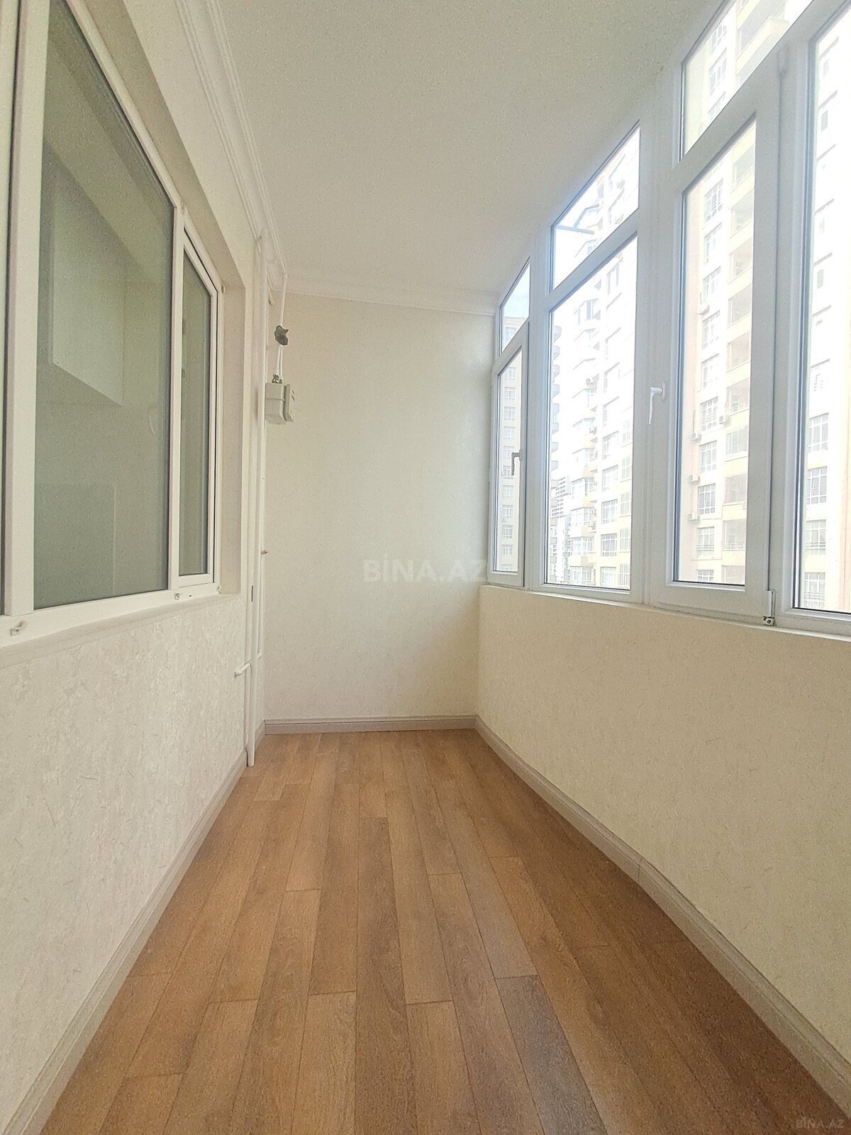 2 otaqlı Yeni tikili, 8 Noyabr m., Bakı