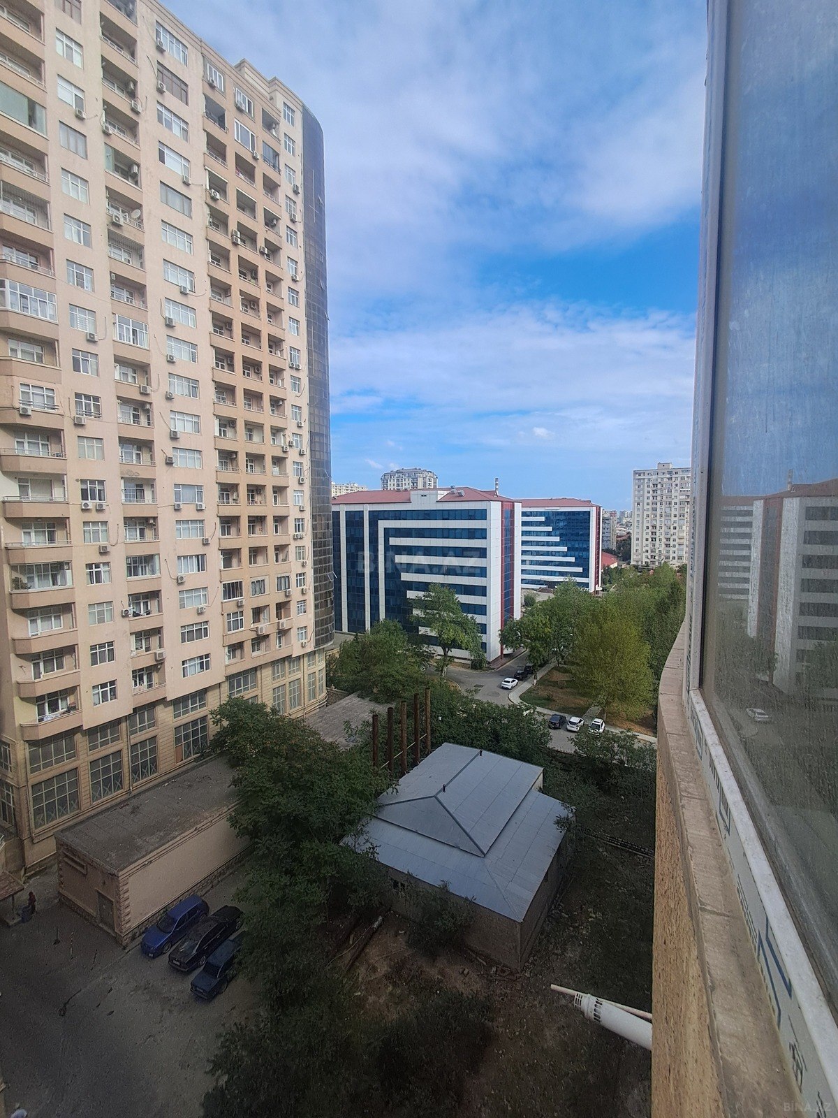 2 otaqlı Yeni tikili, 8 Noyabr m., Bakı