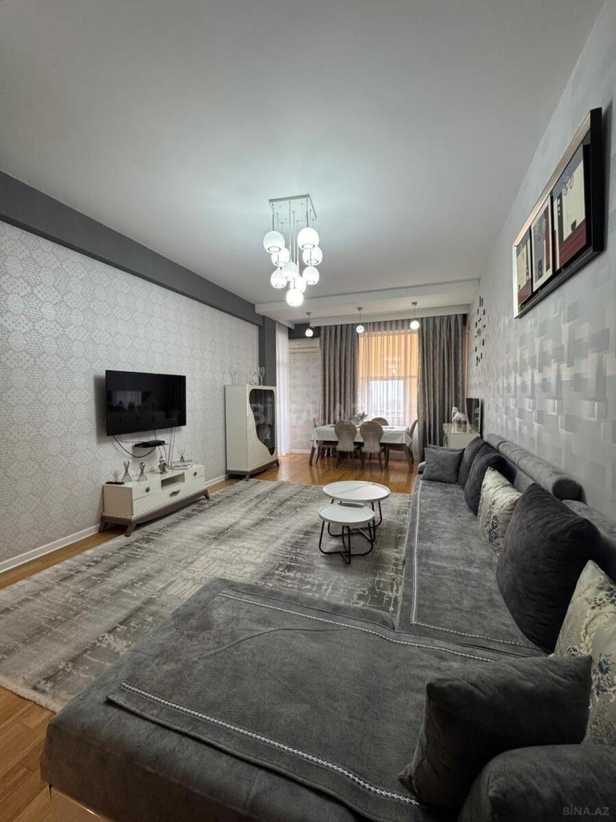 4 otaqlı Yeni tikili, İnşaatçılar m., Bakı