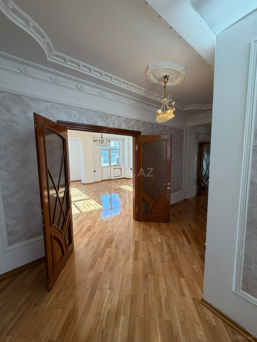 3 otaqlı Yeni tikili, Neftçilər m., Bakı