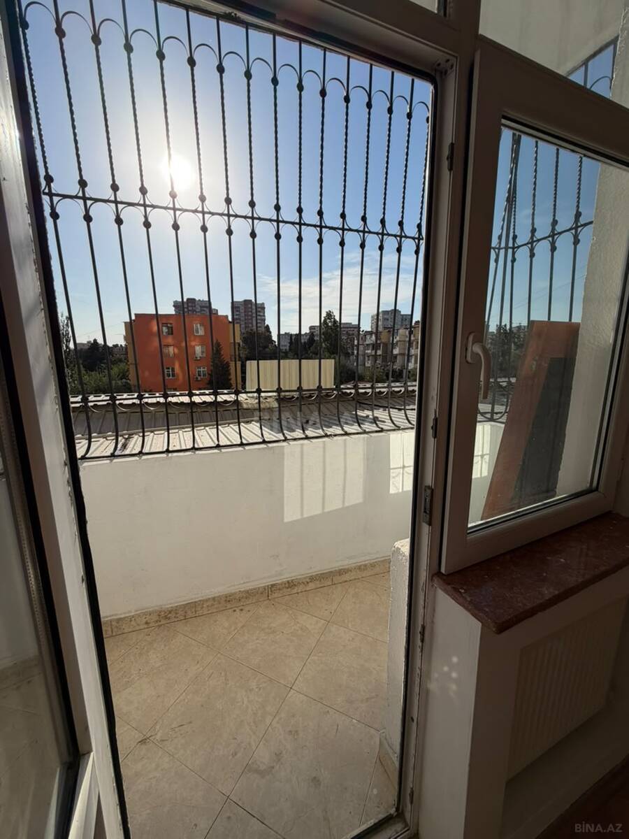 3 otaqlı Yeni tikili, Neftçilər m., Bakı