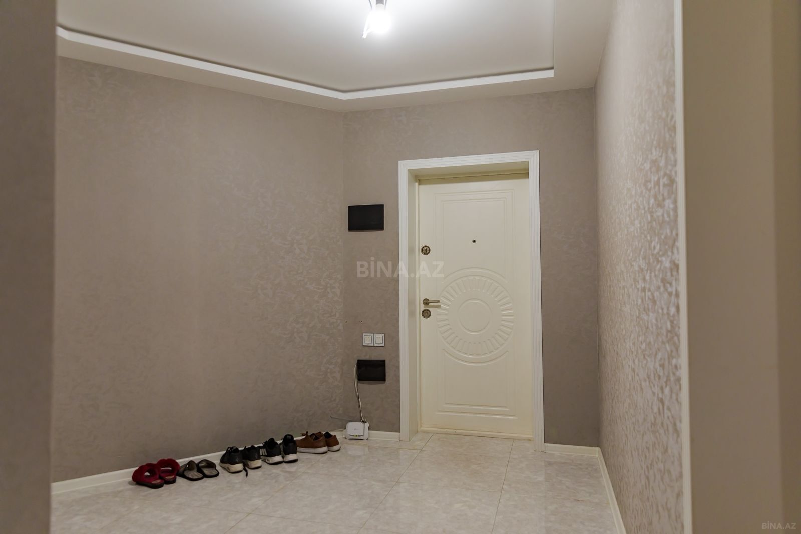 4 otaqlı Yeni tikili, 8 Noyabr m., Bakı