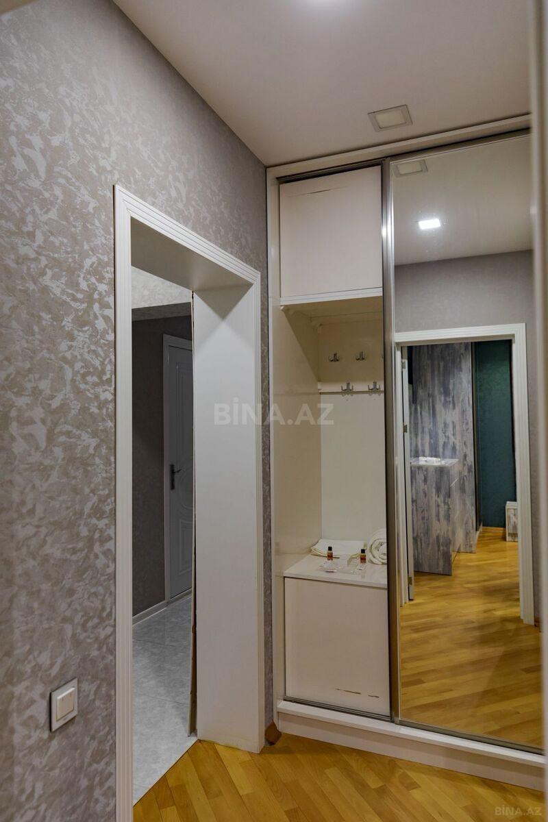 4 otaqlı Yeni tikili, 8 Noyabr m., Bakı
