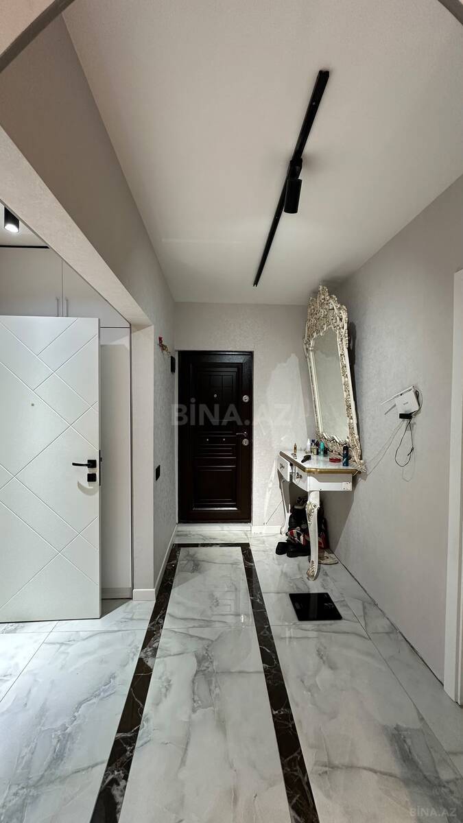 3 otaqlı Köhnə tikili, İnşaatçılar m., Bakı