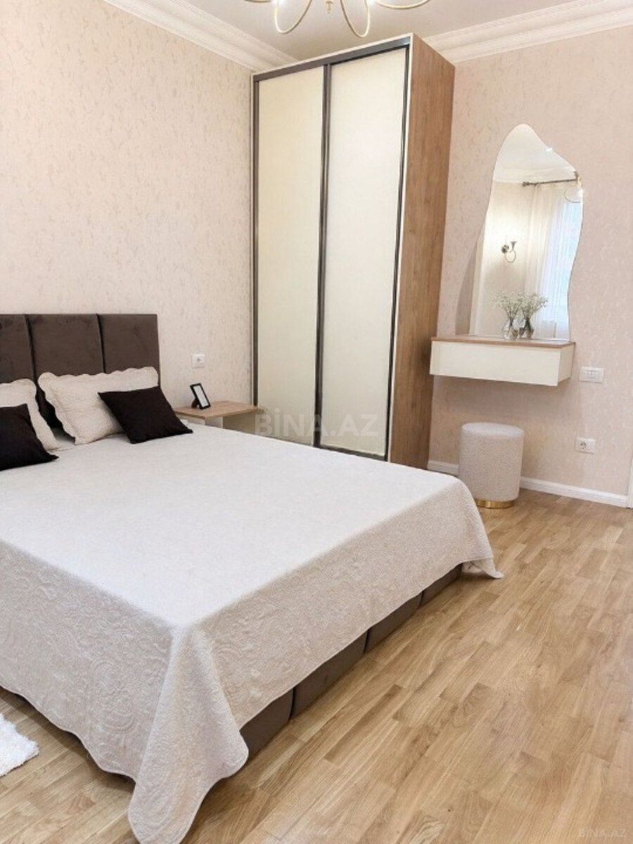 2 otaqlı Yeni tikili, 8 Noyabr m., Bakı