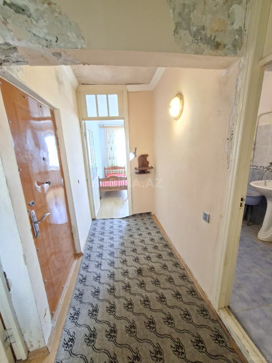 2 otaqlı Köhnə tikili, İnşaatçılar m., Bakı