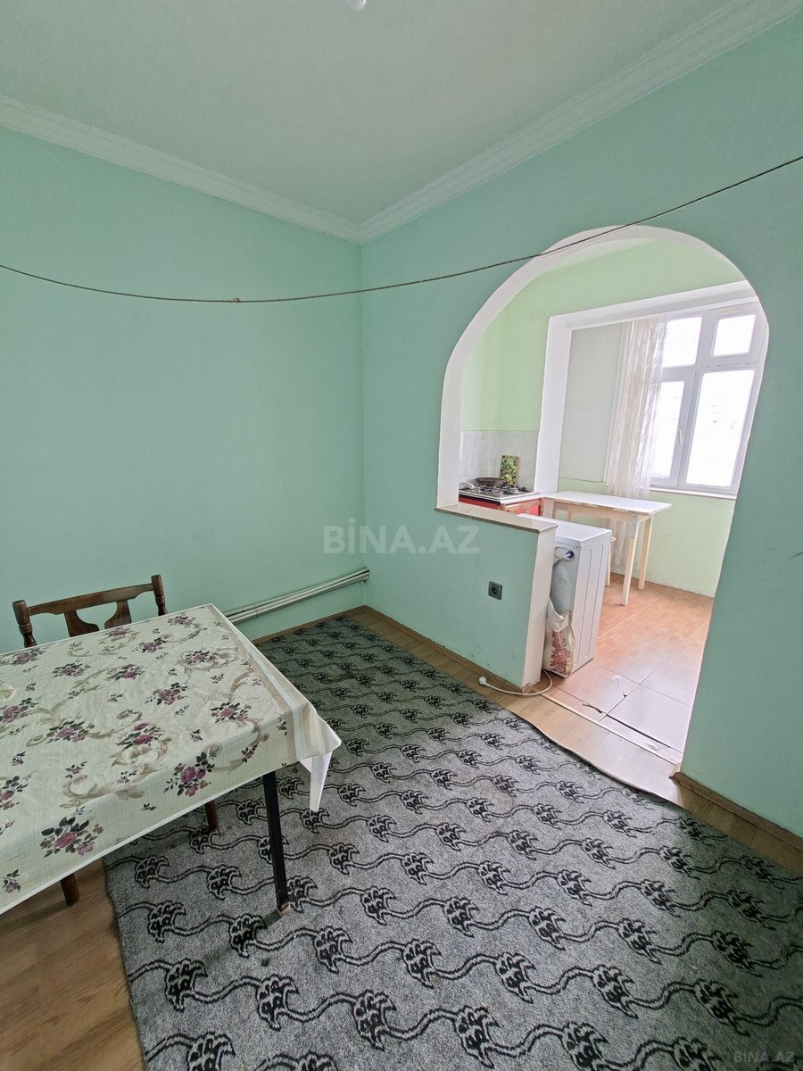2 otaqlı Köhnə tikili, İnşaatçılar m., Bakı