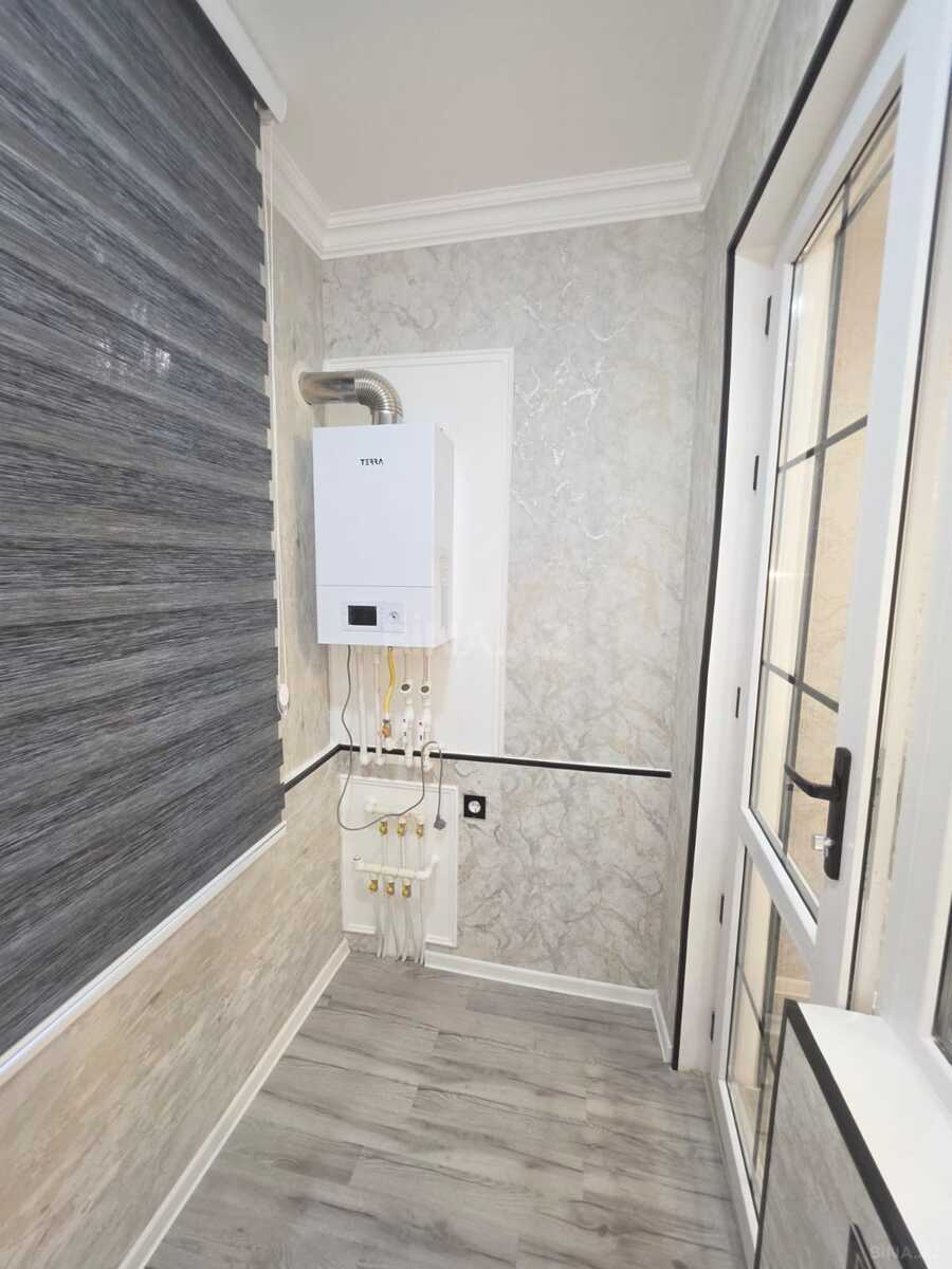 2 otaqlı Köhnə tikili, Memar Əcəmi m., Bakı