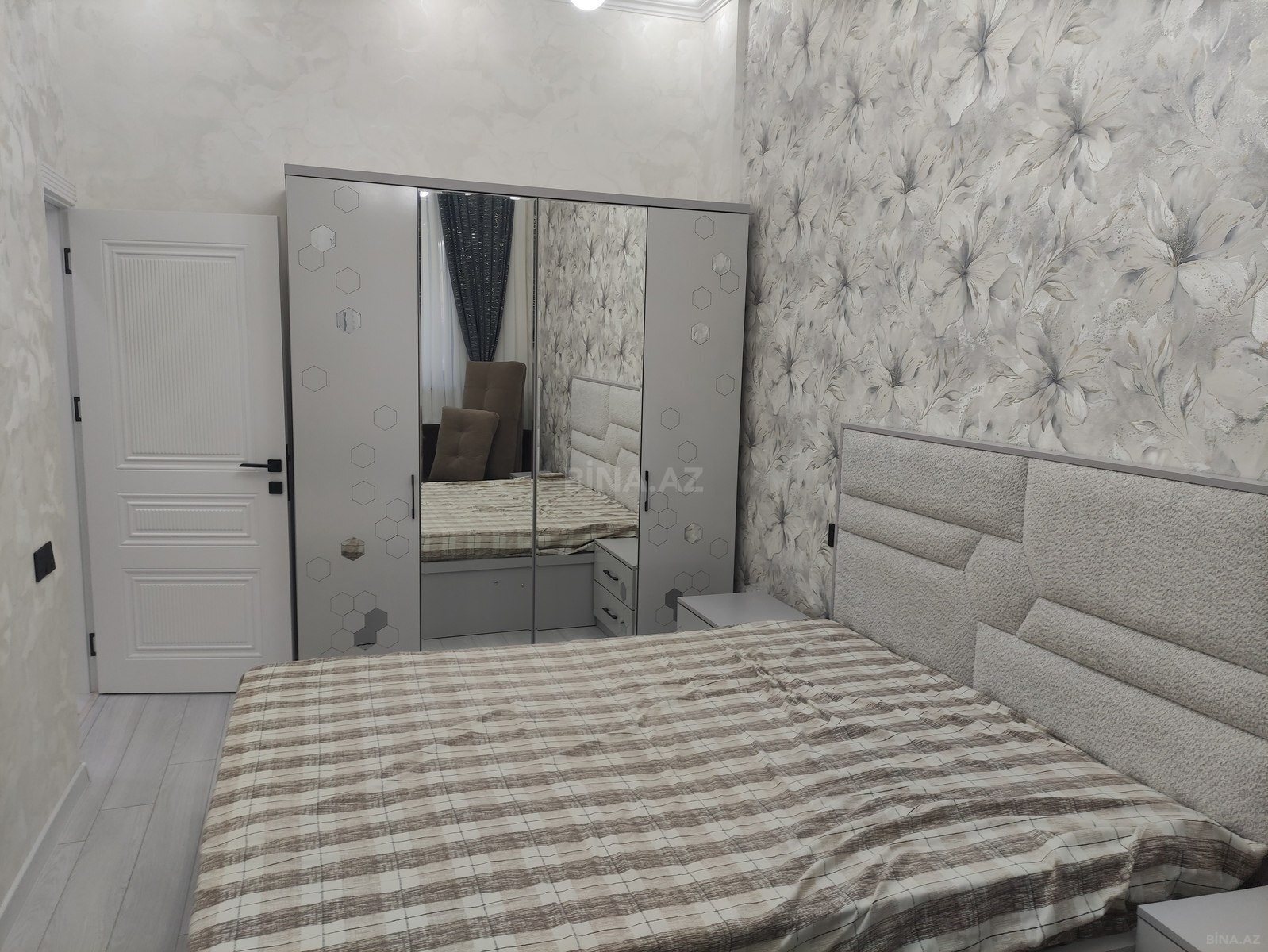 2 otaqlı Yeni tikili, Xırdalan
