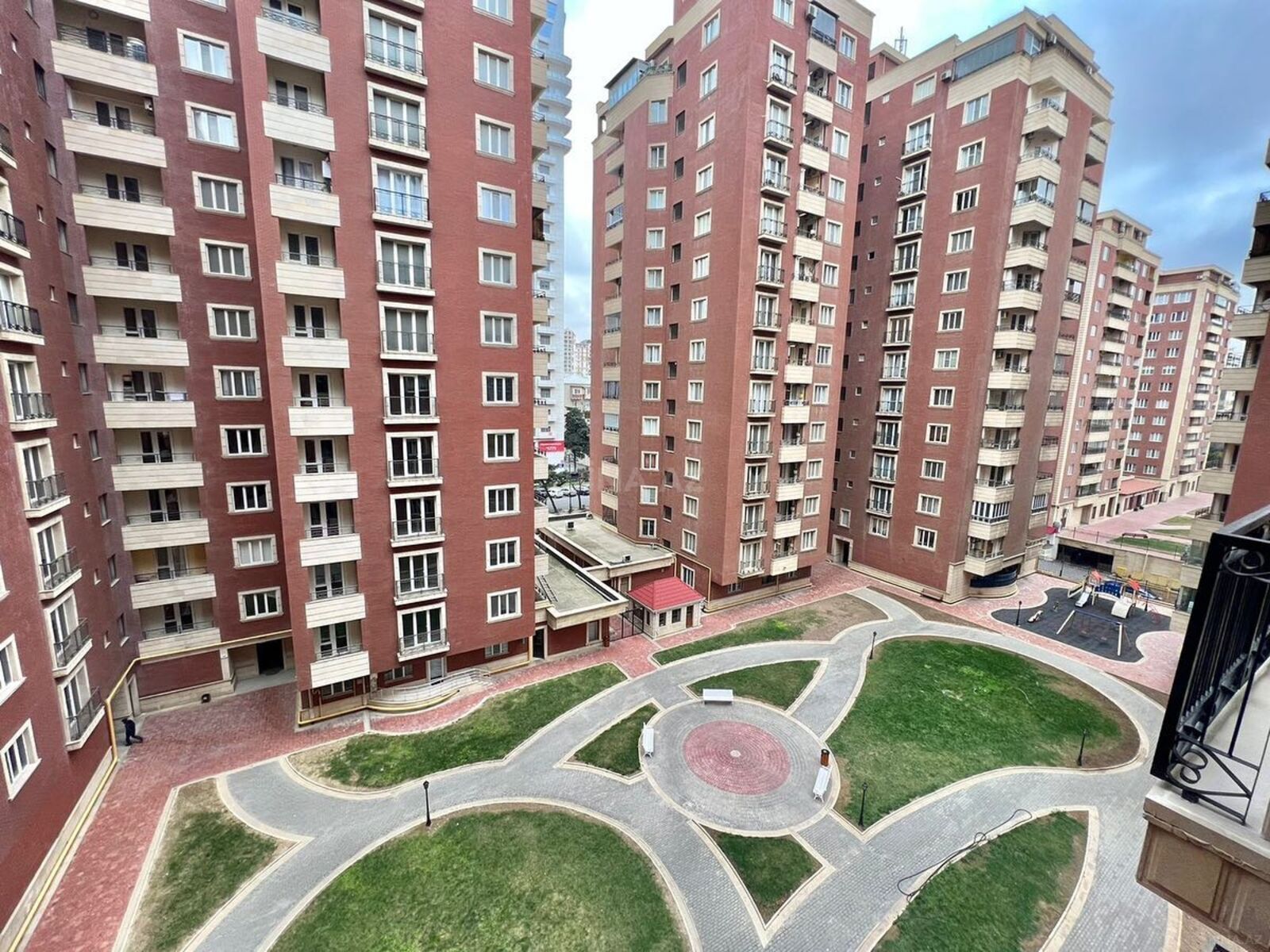 3 otaqlı Yeni tikili, Nəsimi r., Bakı