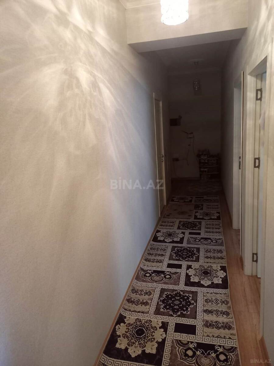3 otaqlı Yeni tikili, Xırdalan