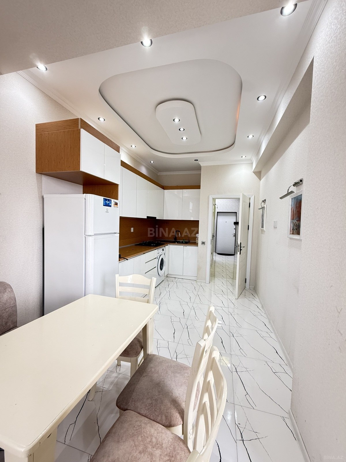 2 otaqlı Yeni tikili, Qara Qarayev m., Bakı