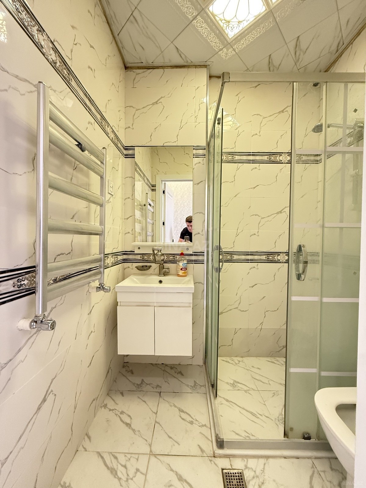 2 otaqlı Yeni tikili, Qara Qarayev m., Bakı