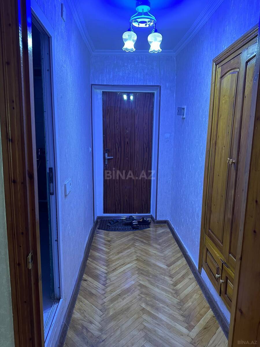 2 otaqlı Köhnə tikili, İnşaatçılar m., Bakı