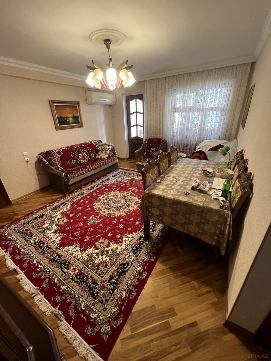 4 otaqlı Köhnə tikili, Azadlıq Prospekti m., Bakı
