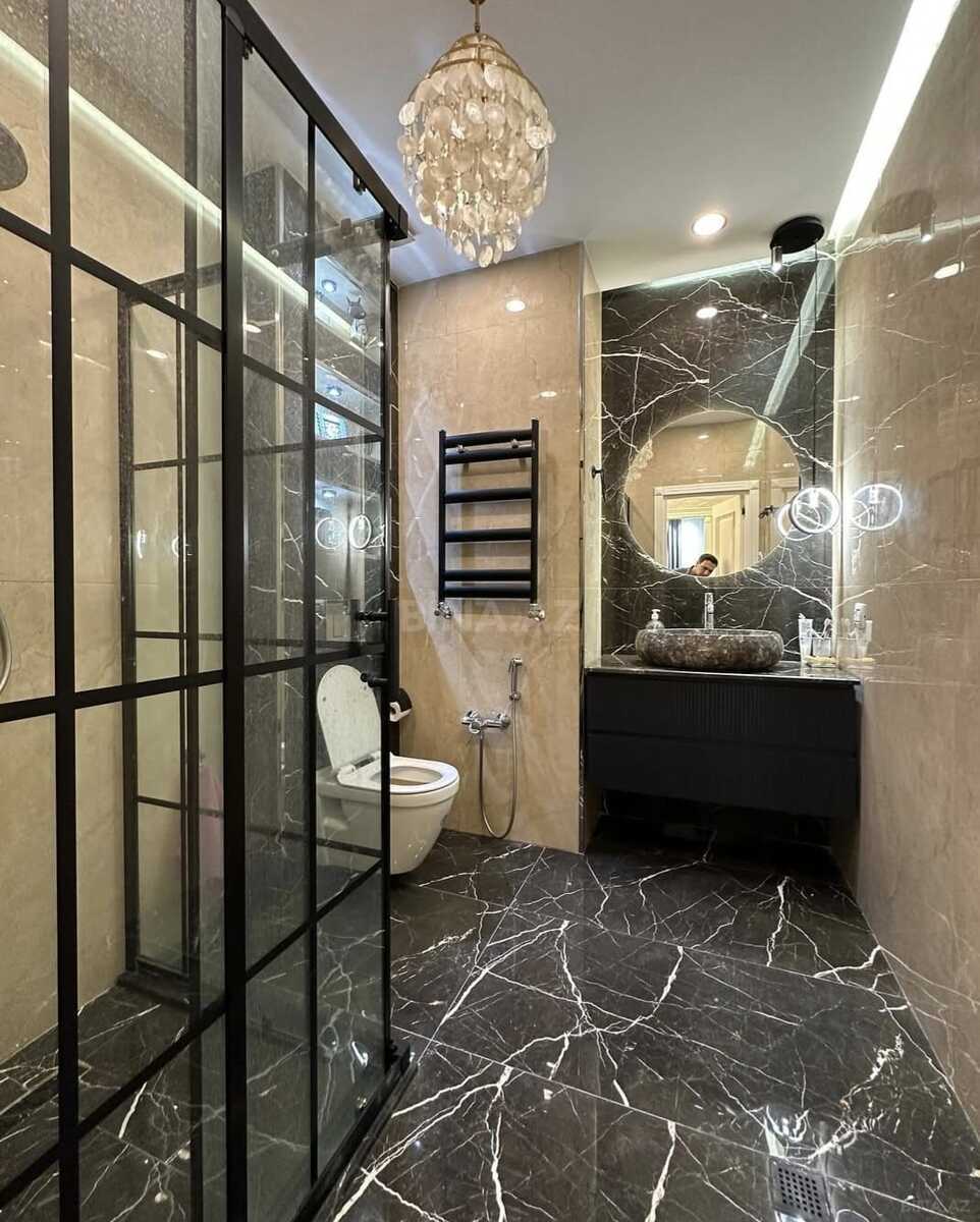 3 otaqlı Yeni tikili, İnşaatçılar m., Bakı