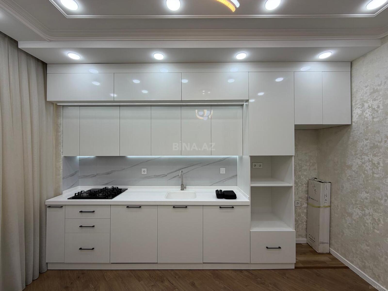 3 otaqlı Yeni tikili, Neftçilər m., Bakı