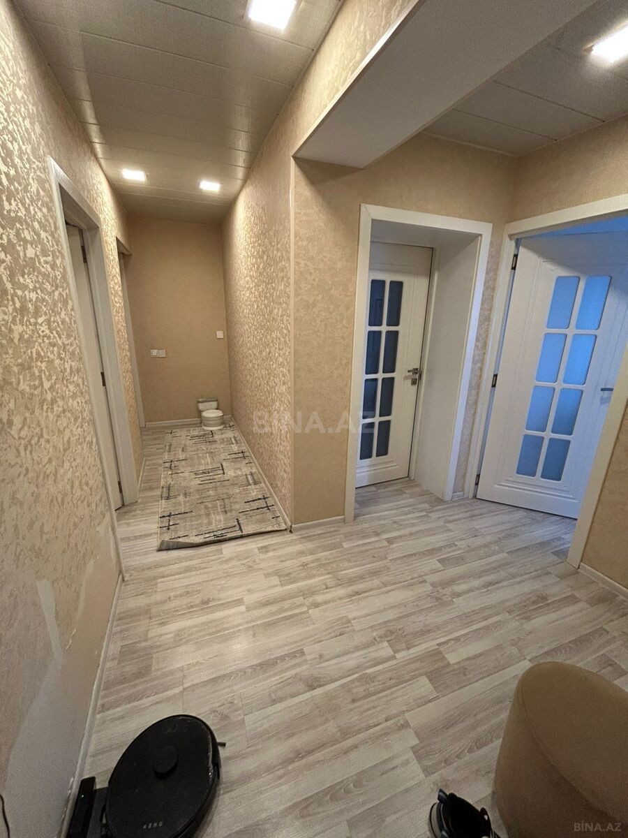 3 otaqlı Köhnə tikili, Elmlər Akademiyası m., Bakı