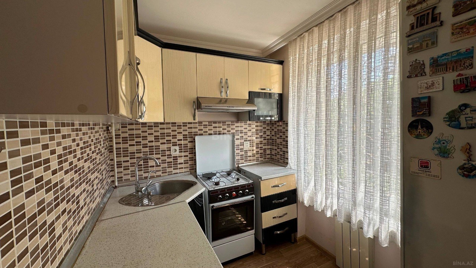 2 otaqlı Köhnə tikili, Elmlər Akademiyası m., Bakı