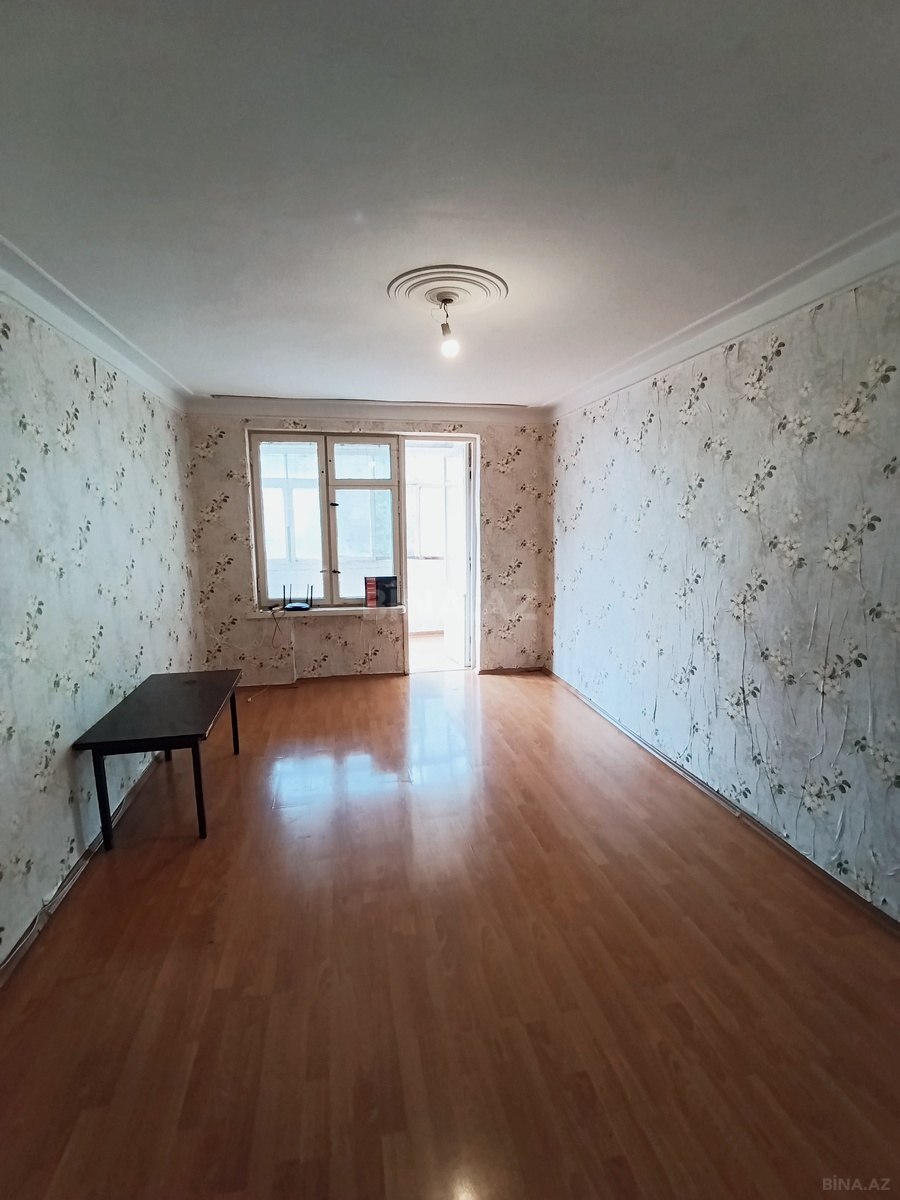 3 otaqlı Köhnə tikili, İnşaatçılar m., Bakı
