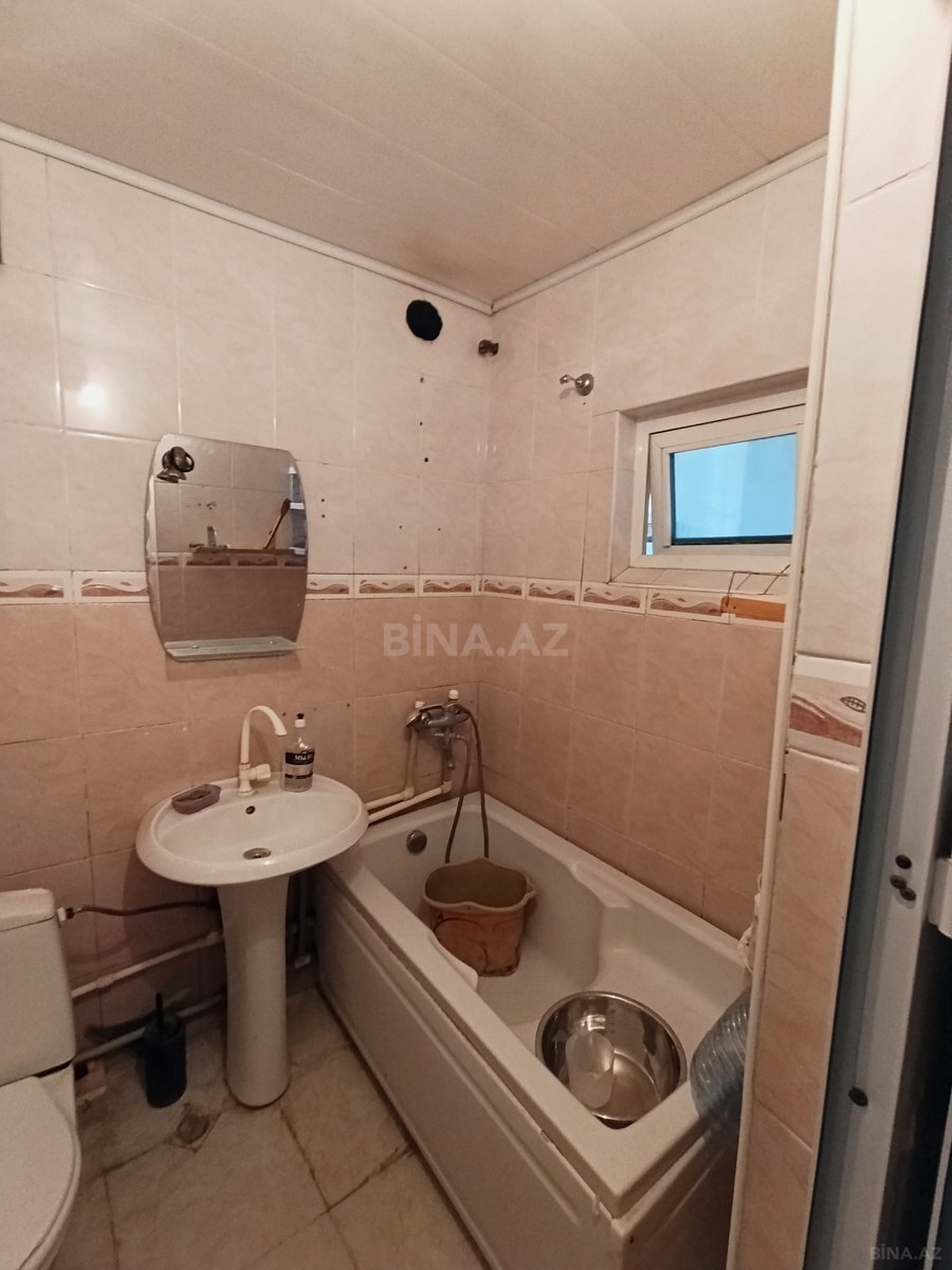3 otaqlı Köhnə tikili, İnşaatçılar m., Bakı
