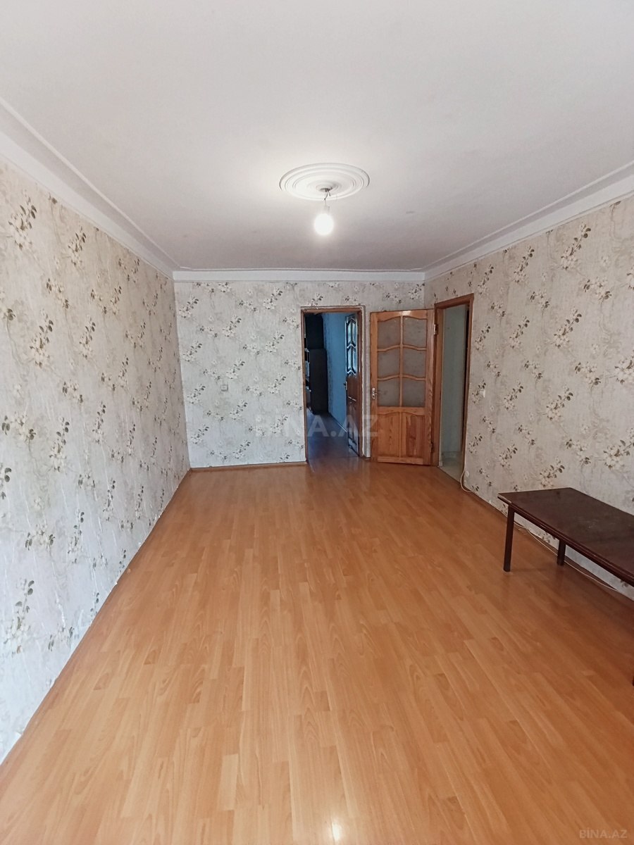 3 otaqlı Köhnə tikili, İnşaatçılar m., Bakı
