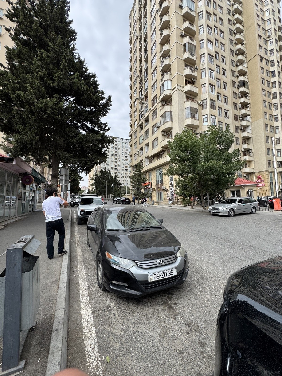 1 otaqlı Köhnə tikili, İnşaatçılar m., Bakı
